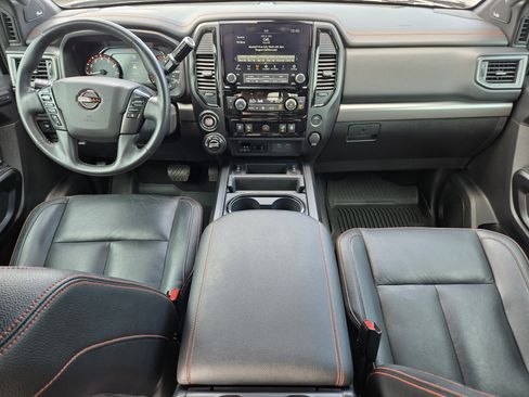 Used 2023 Nissan Titan PRO-4X w/ Pro-4x Convenience Package AWD/4WD image 20