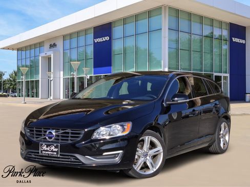 Used 2016 Volvo V60 T5 Premier image 1