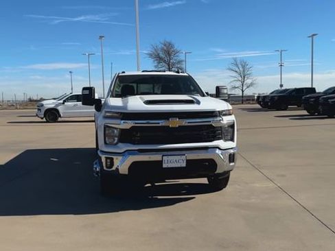 New 2026 Chevrolet Silverado 3500 LT w/ Safety Package AWD/4WD image 7