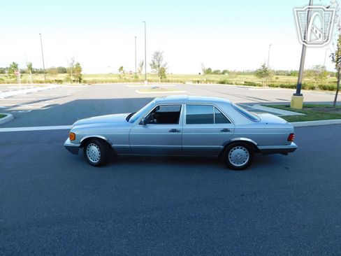 Used 1990 Mercedes-Benz 300 SE image 23
