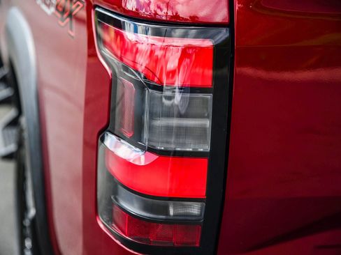 Used 2023 Nissan Frontier PRO-4X w/ Pro-4X Premium Package image 8