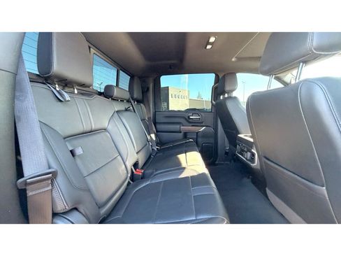 Used 2023 Chevrolet Silverado 3500 High Country image 15