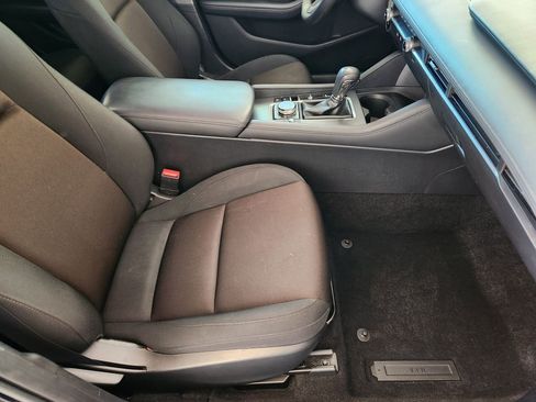 Used 2021 MAZDA MAZDA3 s FWD image 12