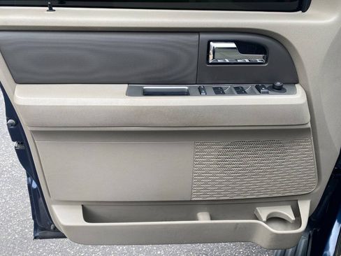 Used 2014 Ford Expedition XL AWD/4WD image 11