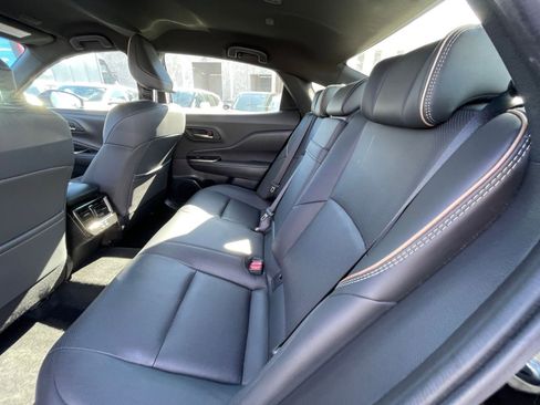 Used 2025 Toyota Crown XLE image 27