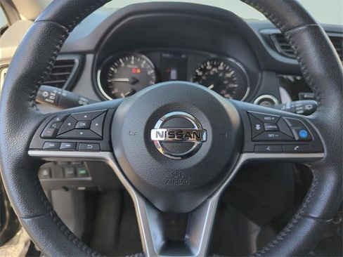 Certified 2019 Nissan Rogue SL w/ Premium Package image 42