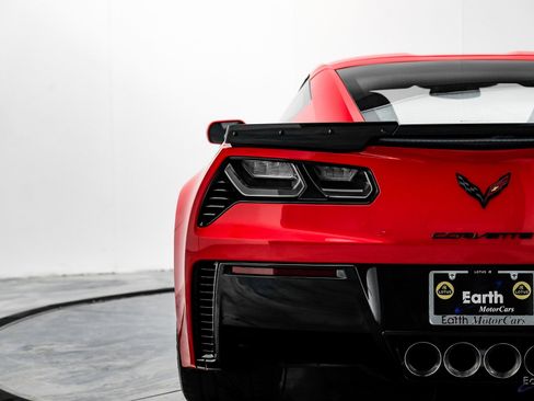 Used 2016 Chevrolet Corvette Z06 w/ 2LZ Preferred Equipment Group image 16