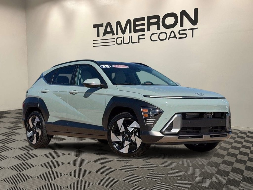 Used 2025 Hyundai Kona Limited FWD image 1