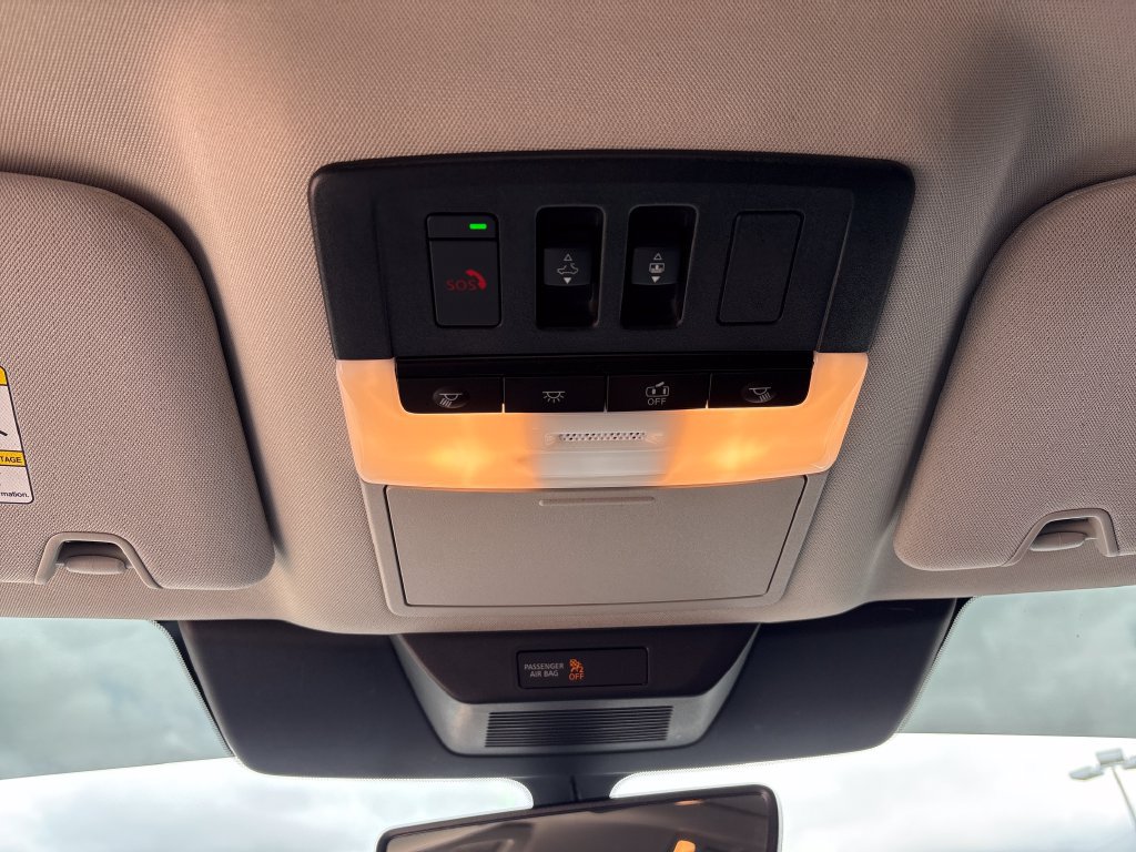Certified 2024 Nissan Pathfinder SL w/ SL Premium Package FWD image 35