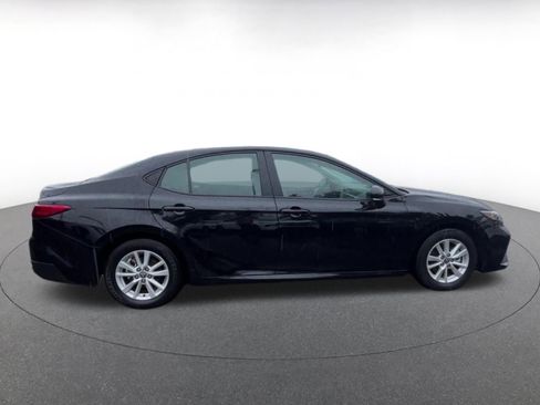 Used 2025 Toyota Camry LE image 16