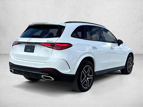 Used 2026 Mercedes-Benz GLC 300 4MATIC image 17