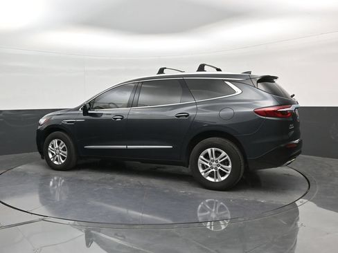 Used 2018 Buick Enclave Essence FWD image 4