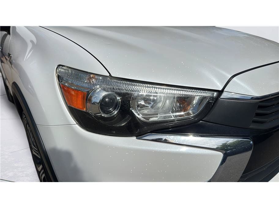 Used 2016 Mitsubishi Outlander Sport SEL FWD image 9