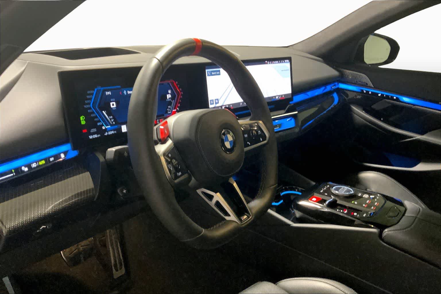 Used 2025 BMW M5 Touring w/ Executive Package AWD/4WD image 17
