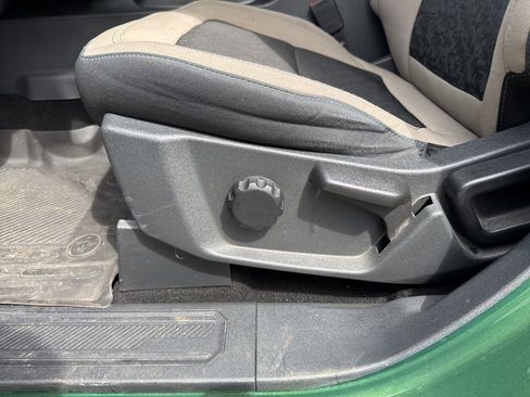 Used 2022 Ford Bronco Wildtrak image 17