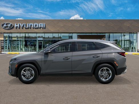 New 2026 Hyundai Tucson SE AWD/4WD image 3