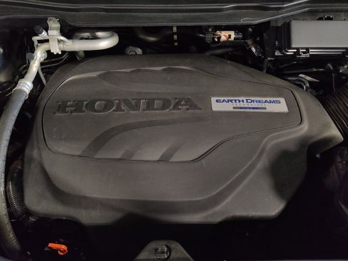 Used 2017 Honda Pilot Touring image 30
