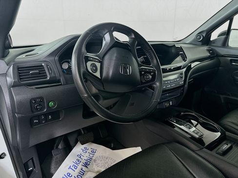 Used 2019 Honda Passport Touring image 9