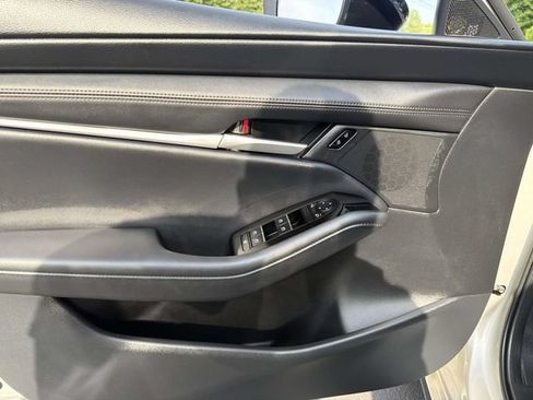 Used 2025 MAZDA MAZDA3 s Sport FWD image 16