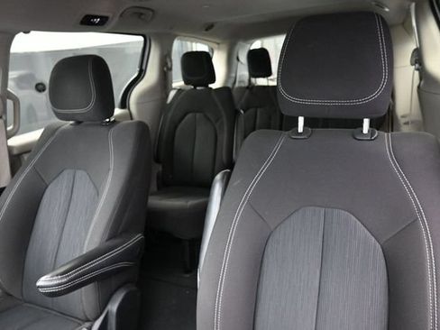Used 2024 Chrysler Voyager LX FWD image 32