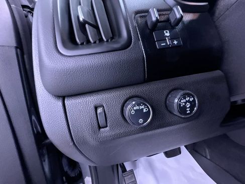 Used 2020 Chevrolet Colorado ZR2 image 16
