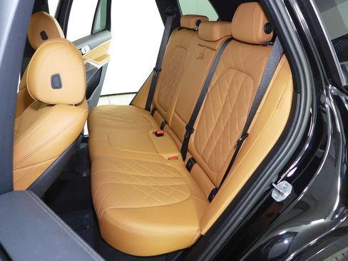 Certified 2023 BMW X5 xDrive40i w/ M Sport Package image 21