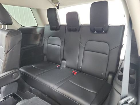Used 2025 Nissan Pathfinder SL w/ SL Premium Package AWD/4WD image 36