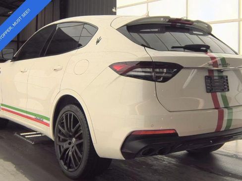 Used 2022 Maserati Levante Modena image 5