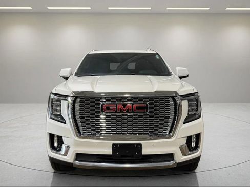 Used 2022 GMC Yukon SLT w/ SLT Luxury Package AWD/4WD image 20