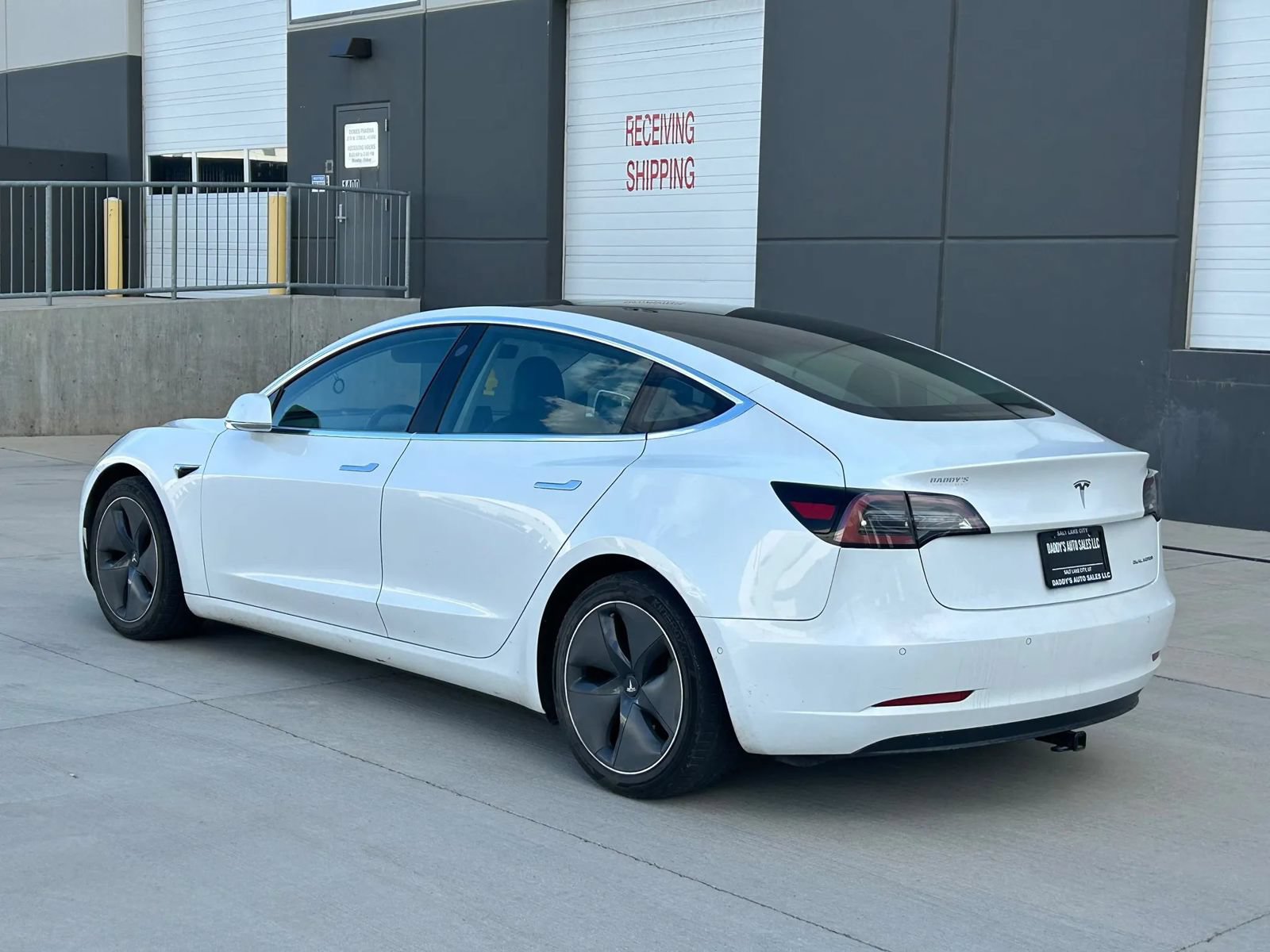 Used 2019 Tesla Model 3 Long Range AWD/4WD image 3