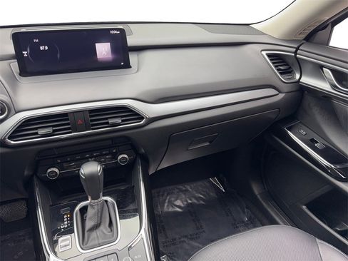 Used 2023 MAZDA CX-9 Touring image 58