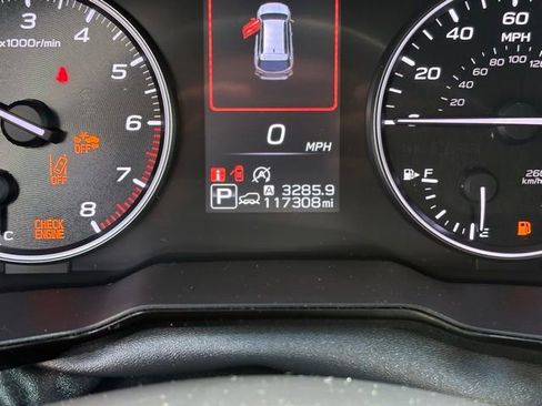 Used 2022 Subaru Outback Premium AWD/4WD image 4