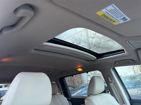 Used 2015 Honda Odyssey EX-L image 11