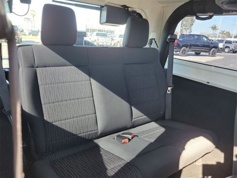 Used 2012 Jeep Wrangler Rubicon image 21