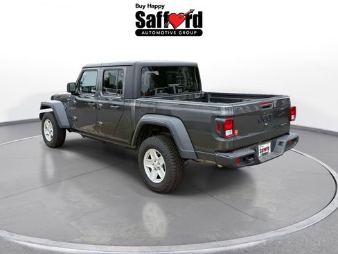 Used 2023 Jeep Gladiator Sport AWD/4WD image 7
