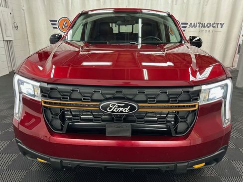 Used 2025 Ford Maverick Tremor AWD/4WD image 3