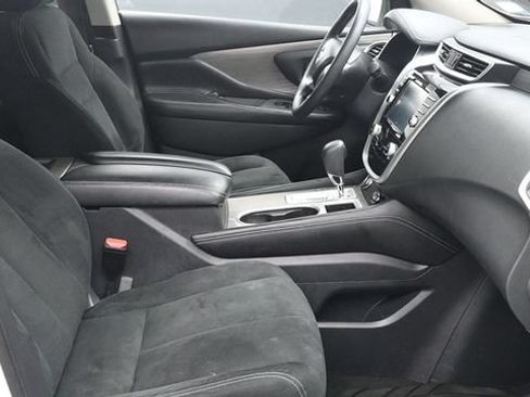 Used 2018 Nissan Murano S AWD/4WD image 10