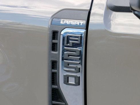 New 2026 Ford F250 Lariat w/ FX4 Off-Road Package AWD/4WD image 12