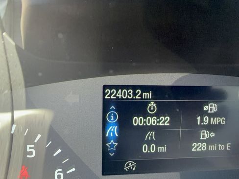 Certified 2022 Ford Escape SEL image 17