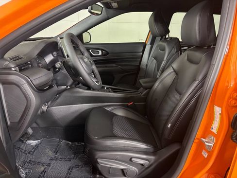 New 2026 Jeep Compass Latitude AWD/4WD image 16