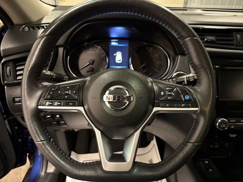 Used 2019 Nissan Rogue SL image 10