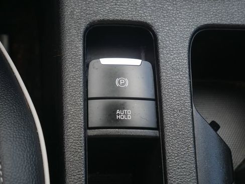 Used 2024 Kia Forte GT-Line w/ GT-Line Premium Package FWD image 35