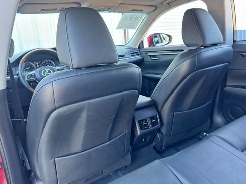 Used 2018 Lexus ES 350 w/ Premier Package image 34