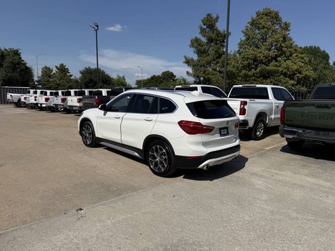 Used 2020 BMW X1 xDrive28i w/ Convenience Package AWD/4WD image 4