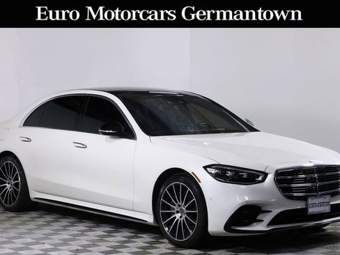 Used 2022 Mercedes-Benz S 500 4MATIC w/ AMG Line Package image 1
