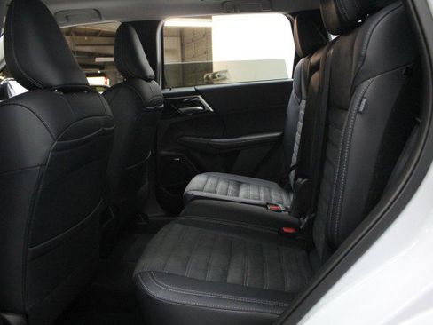 New 2026 Mitsubishi Outlander Trail Edition image 24