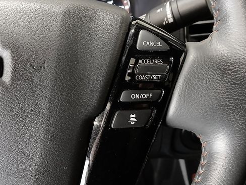 Used 2023 Nissan Frontier PRO-4X w/ Pro Convenience Package image 31