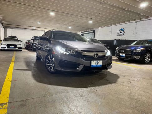 Used 2017 Honda Civic EX image 6