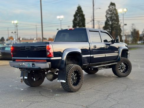 Used 2006 Chevrolet Silverado 2500 LT w/ Onstar Plus Package image 7
