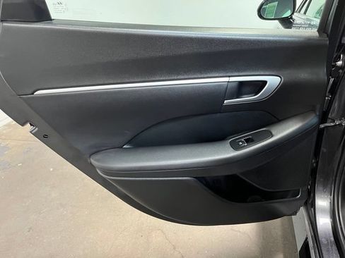 Used 2025 Hyundai Sonata SEL AWD/4WD image 15